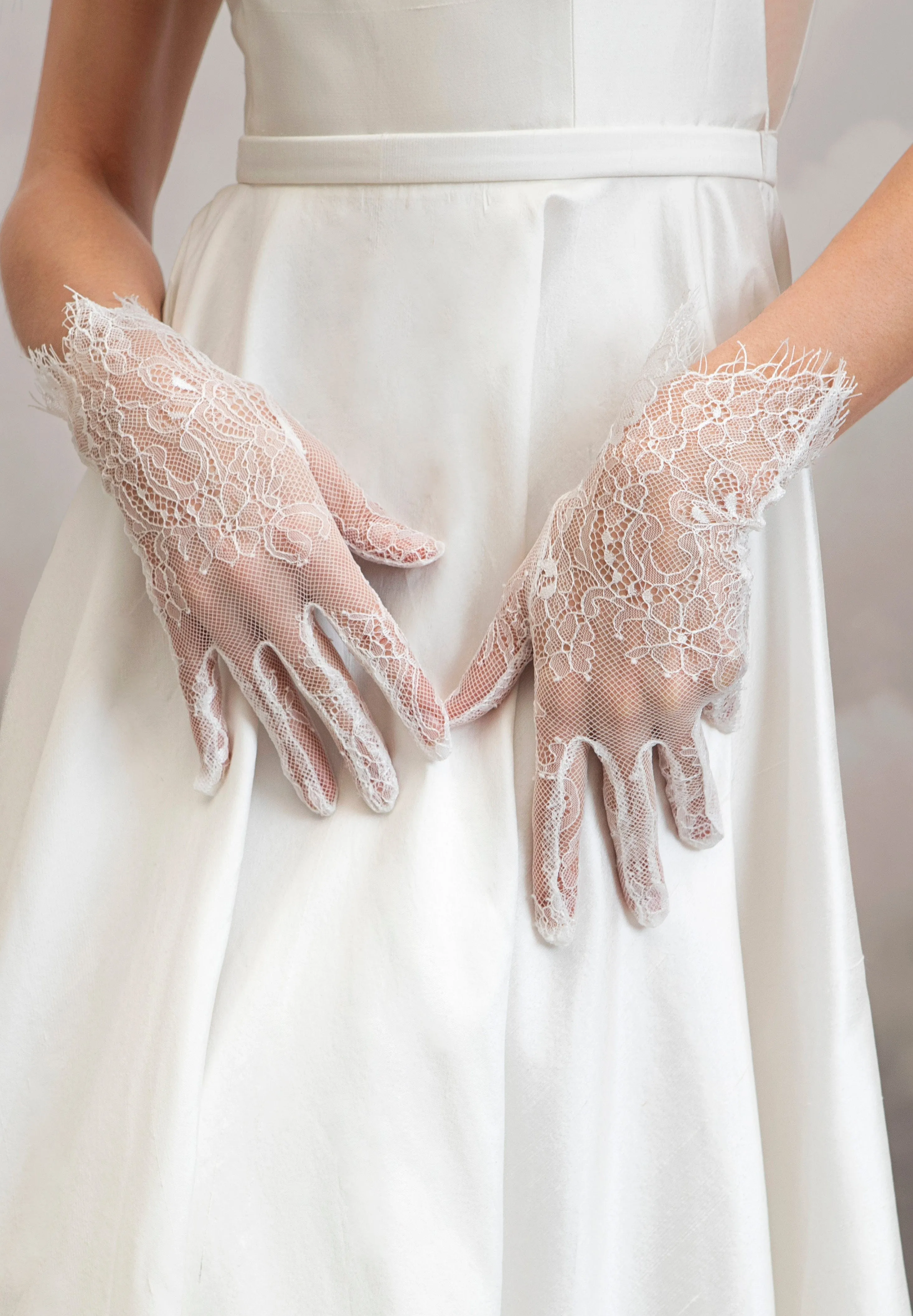 Alex Lace Gloves