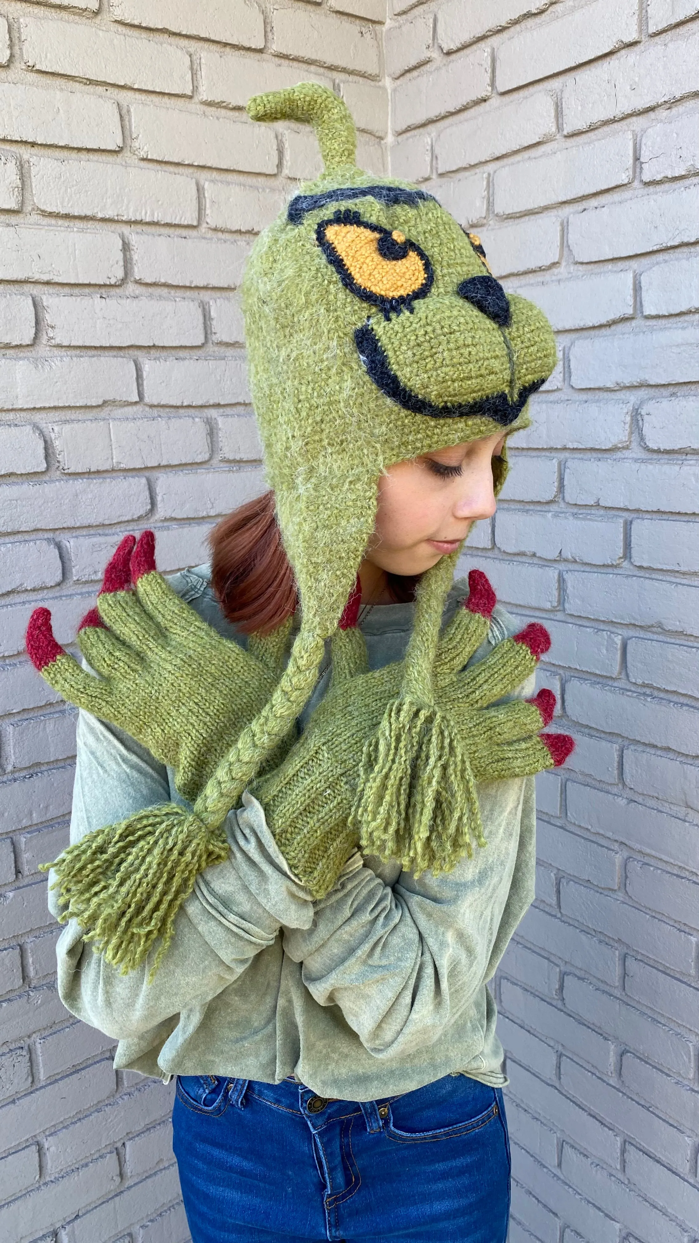 Grinch Finger Gloves