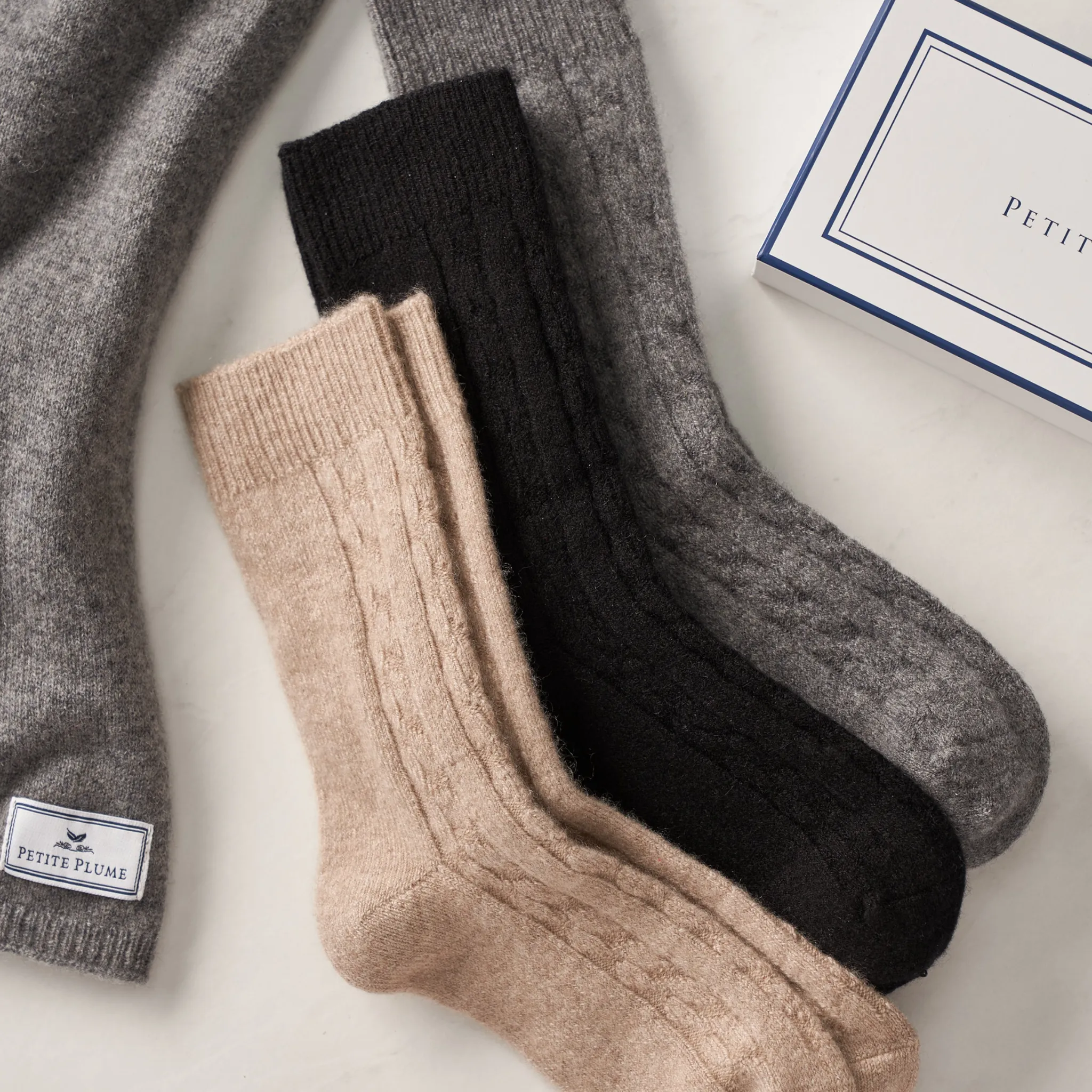 Men's Cashmere Socks in Beige