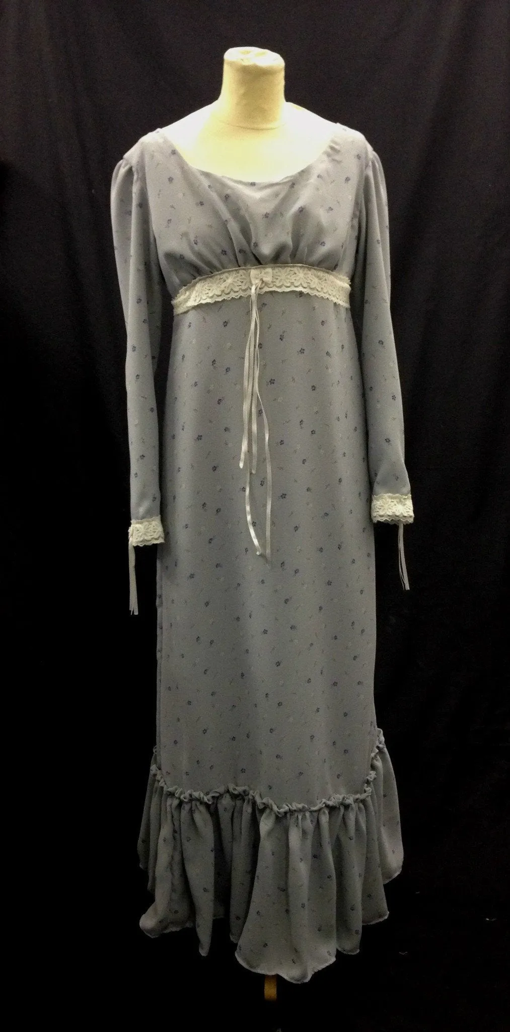 Regency Lady (Grey)