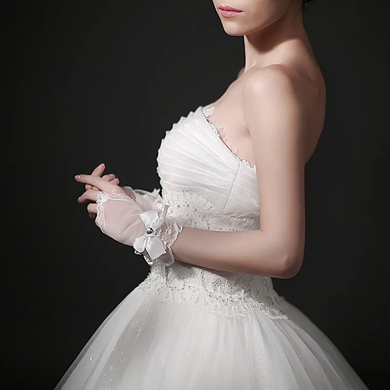 Short Bridal Gloves, White Lace Wedding Gloves, Gloves With Beaded, Lovely Gloves, TYP0565