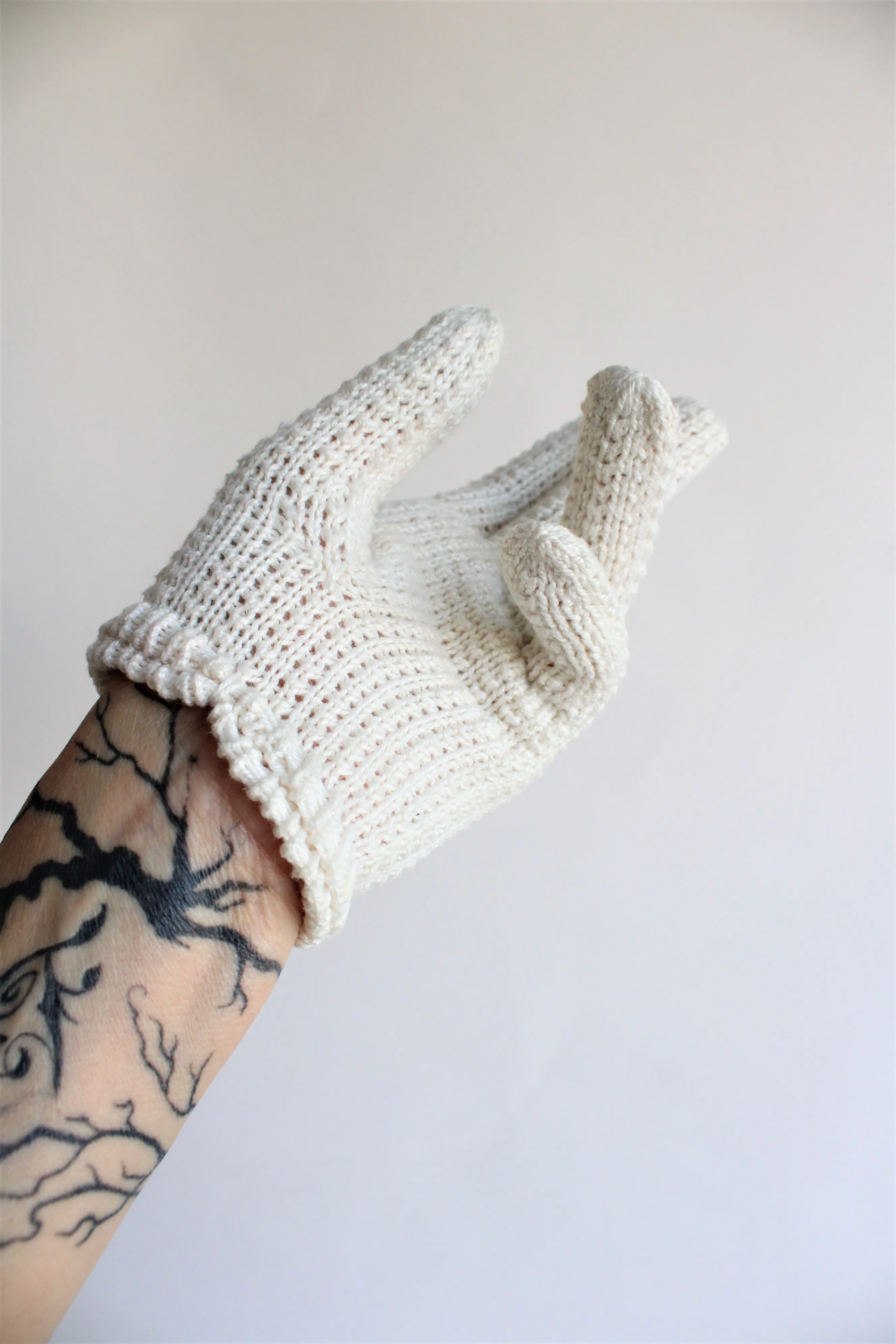 Vintage Ivory Knit or Crochet Cotton Gloves