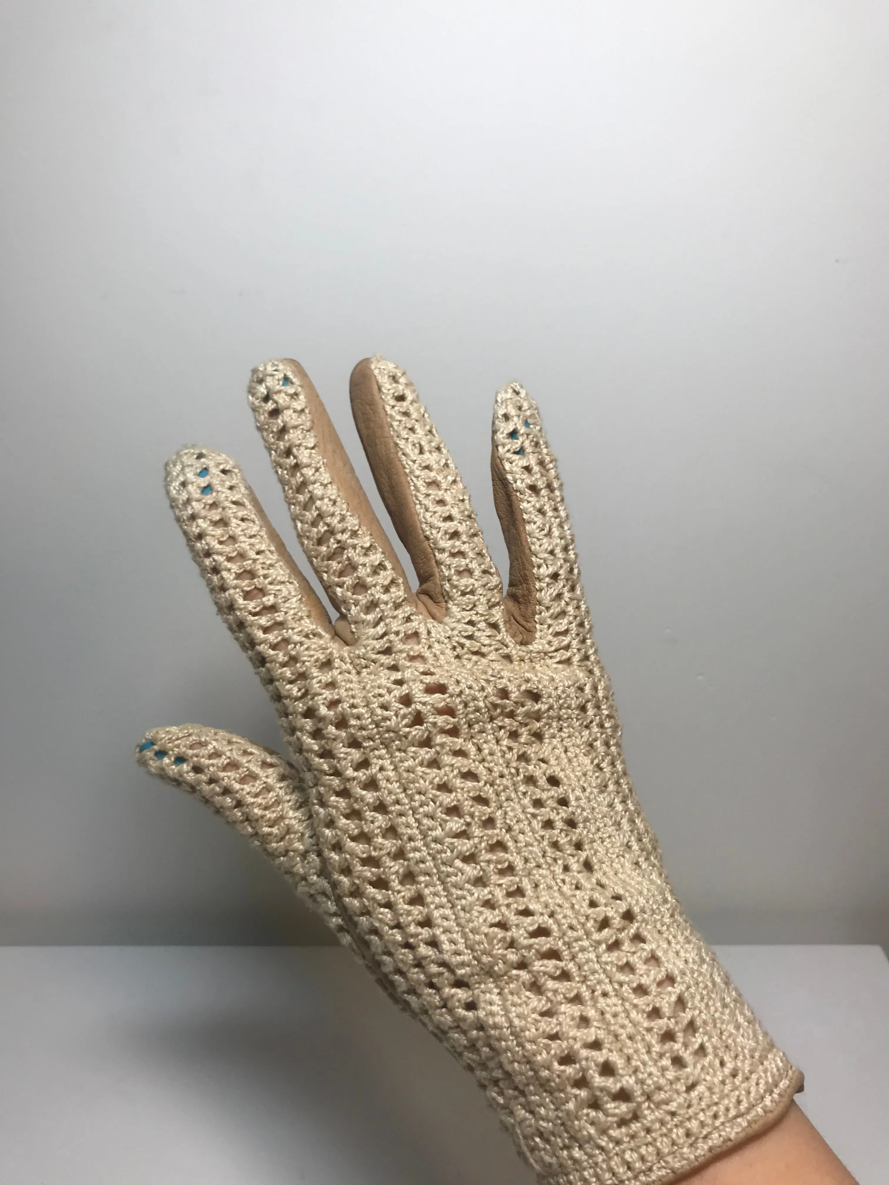 Vintage Leather and Crochet Gloves (Sz 7.5)